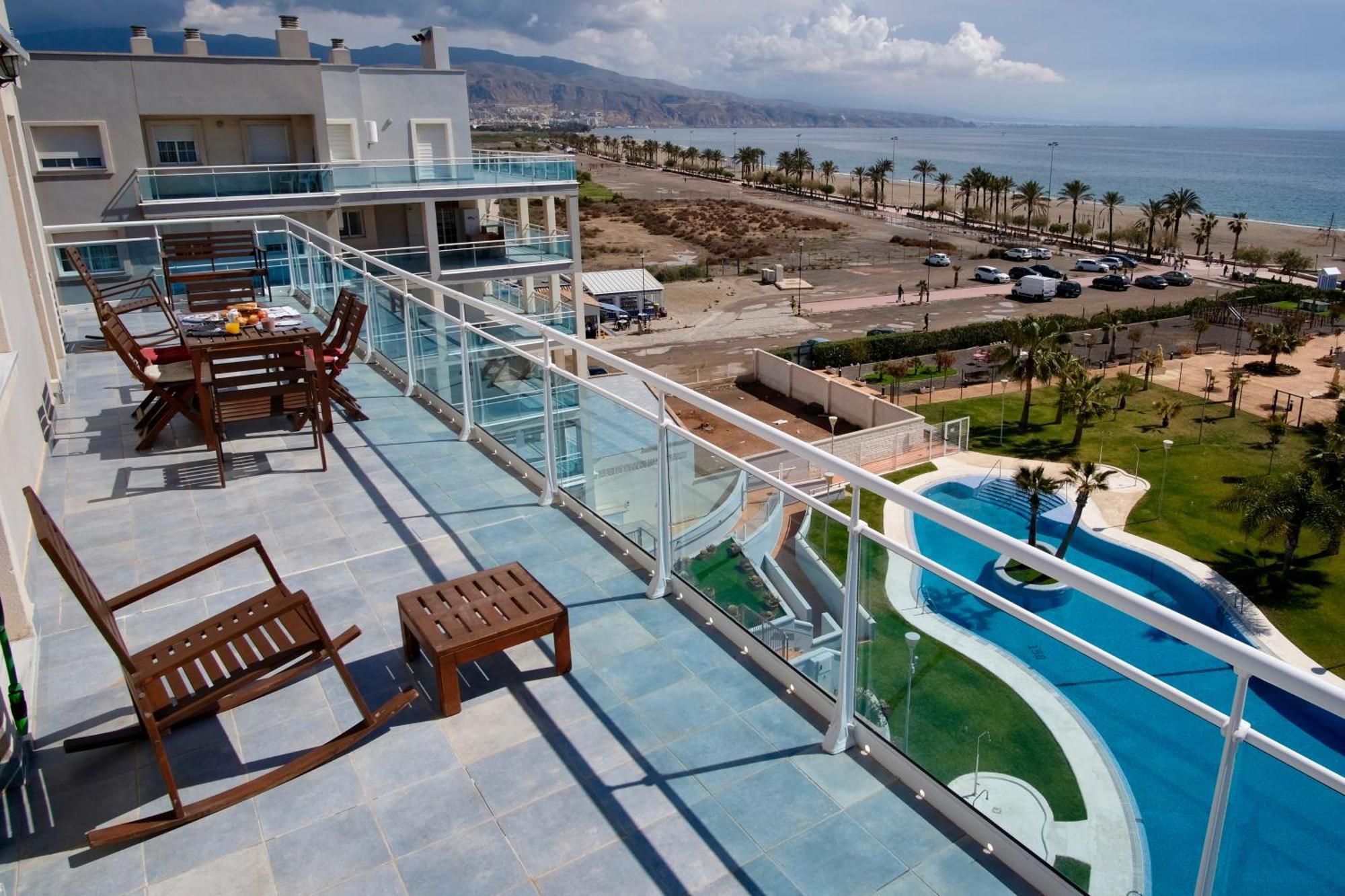 Seafront Penthouse Almeria Ροκέτας ντε Μαρ Εξωτερικό φωτογραφία